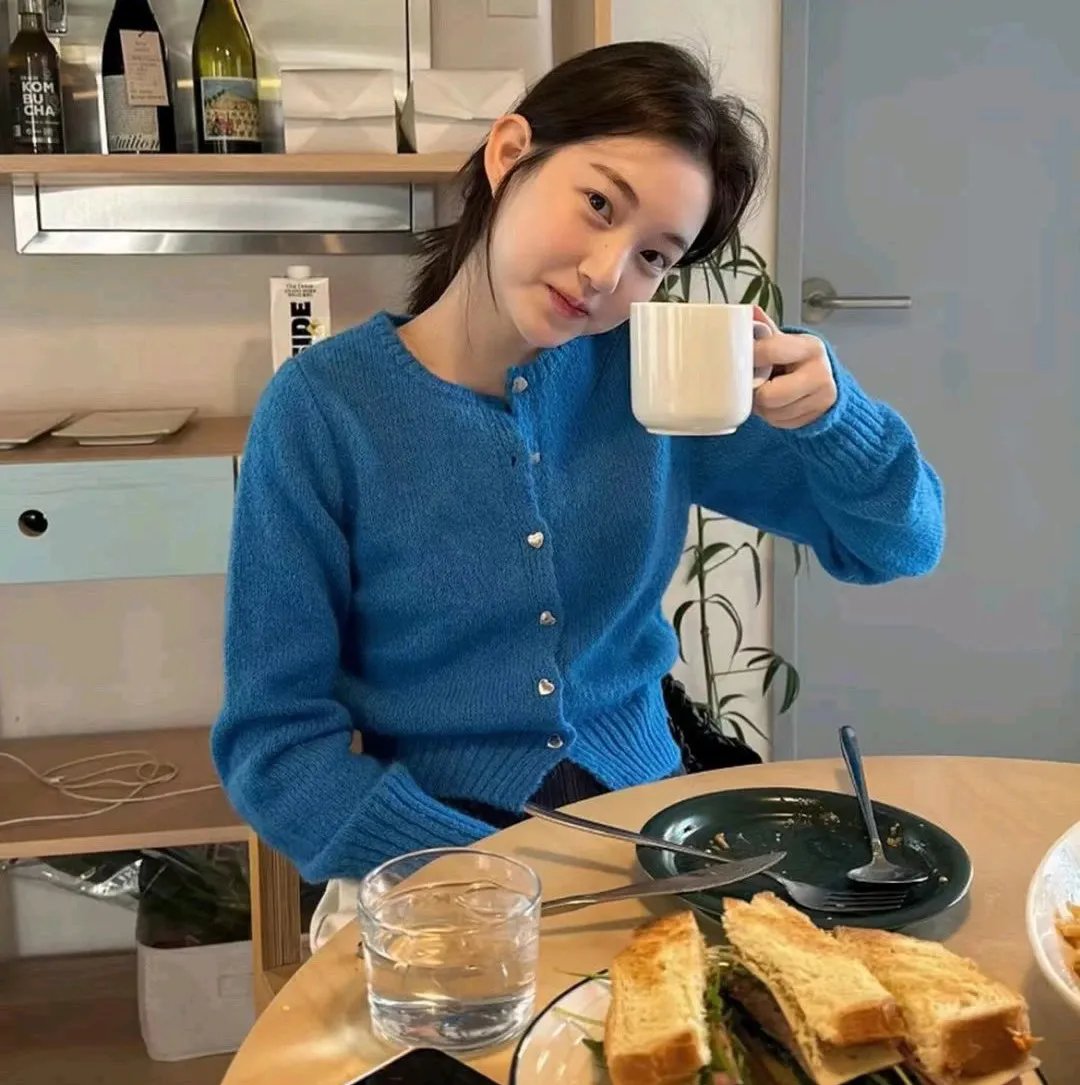 朋友的妹妹只喜欢烦我封面